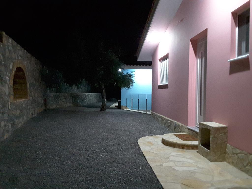 Shiraz Villas Kalamáta Eksteriør bilde
